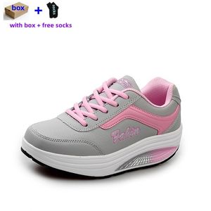 Sneakers femme baskets pour femmes entraîneurs de créateurs pour femmes chaussures de sport extérieures dame légère grande taille chaussures de randonnée gym