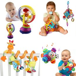 Doux bébé jouets 012 mois musique berceau poussette suspendus spirale enfants sensoriel jouet éducatif pour les bébés nés hochets lit cloche 220531