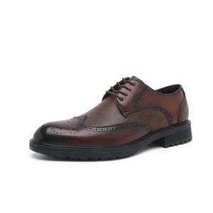 Cuir souple hommes chaussures d'affaires décontractées en cuir véritable concepteur élégant noir Brogues nouveau Style mariage robe sociale chaussures homme