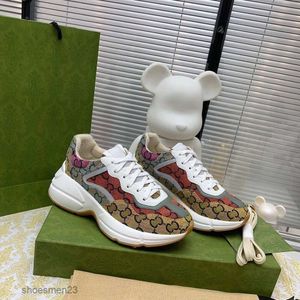 Sole Rhyton Casual Designer Sneaker Shoes Shoe Mens Fashion G Volyle Family Women's 2023 Spring Great Cuir Old Flower épais couple Sports Ur06