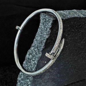 Bracelet à ongles Solid 925 Silver Bangle Pave Diamond Unisexe Jewelry Wholesale Top Quality Nouveau design Cadeau de Noël