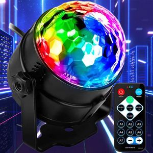 Luces de fiesta activadas por sonido con iluminación de DJ con control remoto, luz de bola de discoteca RGB, lámpara estroboscópica 7 modos Luz de par de escenario para fiestas de baile Bar Club de espectáculos de bodas de Navidad