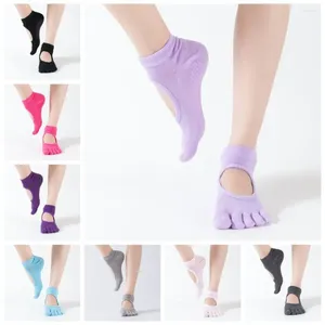 Chaussettes de sport en Polyester et coton pour femmes, Tube court à points de Yoga, bout fendu, Fitness, colle antidérapante, cinq doigts