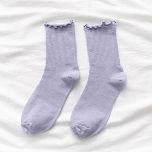 Chaussettes de sport Tube d'oreille en bois sauvage Couleur unie Pile japonaise Mignon Bas en dentelle décontractée Printemps et automneSports