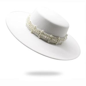 Primavera otoño Gorra de mujer sombreros Bowler sombreros de fieltro redondos ala ancha Perla con cadena tocado capilla playa Boda imagen elegante 231225