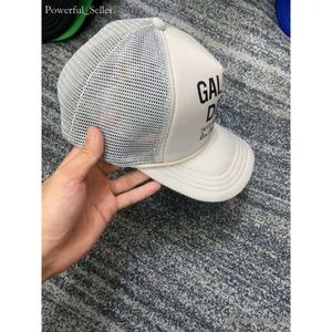 SSYY2023 Fashion Baseball Tap Designer Hat, Luxury Ball Caps Plaid Duck Lengua Capetery Bordery Sports Golf Travel Cien temperamento Sombrero 7794