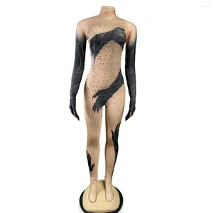 STAGE Wear Fashion 2024 Femmes Stretch Spandex Jumps Contanes avec gants Costume de danse de nuits de nuit en strass Las Vegas