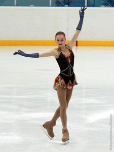 Ropa de escenario vestidos de patinaje sobre hielo figura de competición ropa personalizada