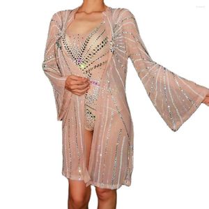 Stage Wear Mesh Gaze Perspective Strass Brillant Body Flare Manches Chemise Rayée Soirée Costume Femmes Discothèque Danse