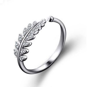 Sterling Sier Sweet Leaves Bands Bands Sparkling Round CZ Zircon Designer Love Ring for Women Wedding Accessoires Bijoux