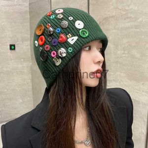 Chapeaux avares Brim Chapeaux d'hiver pour femmes Bouton de personnalité Chapeau tricoté Tendance Marque Pull Beanie Outdoor Men's Warm Street Wear Casual Hedging Cap J230829