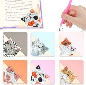 Stitch 6 DIY Diamond Painting Corner Books Cute Little Cat Diamond Mosaic Triangle Bookmark Crafts Set para regalos hechos a mano para niños