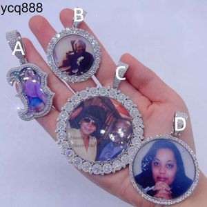 Stock prêt à expédier sur mesure Vvs Moissanite diamant glacé cadre Photo pendentif