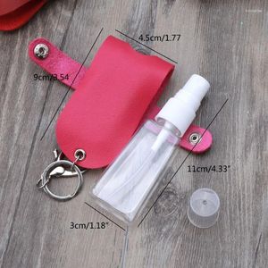 Bouteilles de rangement 50 ml Regilable Bottle Keychain Holder Set Plastic Perfume Atomizer Mini Spray vide Accessoires de voyage portables