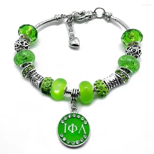 Strand Girls Sorority Green Color Society Iota Phi Lambda Lettre émail Pendant Big Hole Beads Bracelet Banglejewelry