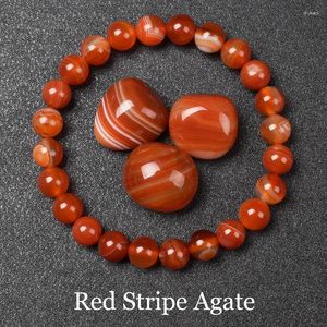 Stand Natural Red Stripes Agate Stone Beads Bracelet Femmes Men Généreaux Bijoux de guéris