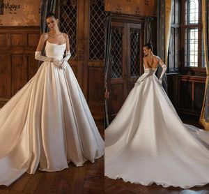 Vestidos de novia modernos de satén marfil sin tirantes para mujer, vestidos de novia formales simples para iglesia con tren largo de capilla, Vestidos de novia árabes sin espalda de Dubai CL3253