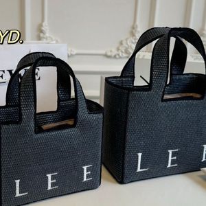 Bolso de paja Mano para mujeres Juego de lujo de compras bordadas Bolsa de compras Cesta de vegetales tejidos de hierbas de hombro francés