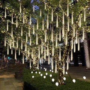 Cuerdas LED LED METEOR Luces de lluvia Impermeable Caída Fair Hada String Light Christmas Holiday Outdoor Garland Decoración 8 Tube Feston