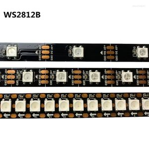 Strips WS2812B WS2812 Strip LED individualmente direccionable RGB Light Black/White PCB Waterproof IP30/IP65/IP67 Cinta de lámpara DC5V