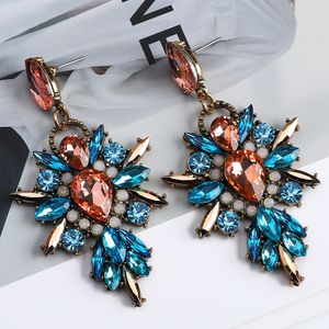 Estudio Africano Exagerado Pendientes de Drop de Cristal Dangle para mujeres Vintage Friend Friend Design Luxury Diseño Joyas al por mayor 230815