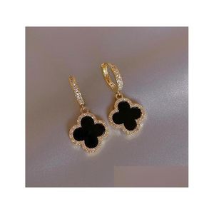 Stud Designer Boucle d'oreille à quatre feuilles pour femmes senior classique petites boucles d'oreilles à vent parfumées New Clover Ear Ring Gold Light Flash Drop Delive Dhbso