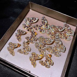 Pendientes de tuerca creativos con incrustaciones de cristal, mariposa, lujo y exquisitos accesorios para fiesta de cóctel para mujeres