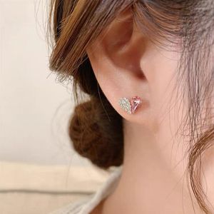 Boucles d'oreilles à tige S925 argent aiguille tempérament rose diamant amour Simple en forme de coeur petit et polyvalent métal femmes en gros