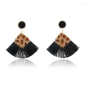 Boucles d'oreilles à clous accessoires à la mode style bohème secteur léopard multicolore fil de soie glands pour femmes filles bijoux de mode