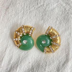 Stud Pendientes Vintage Luxury Simple High-end Green Snail para mujer