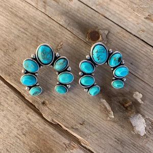 Boucles d'oreilles à tige en forme de fleur florale occidentale, Style sud-ouest avec pierres de couleur turquoise de forme ovale |Noir Rouge Punchy