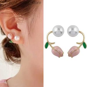 Stud Huitan Roze Roos Gesimuleerde Parel Oorbellen voor Vrouwen Piercing Nieuw Prachtige Vrouwelijke Bloem Oorbellen Fancy Gift Mode-sieraden YQ231128