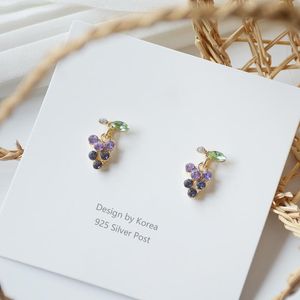 Stud japon et corée du sud violet dégradé brillant cristal raisin mignon exquis boucles d'oreilles pour les femmes Zircon bijoux quotidiens