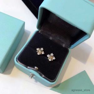 Stud Luxury Charm Earrings Designer S925 Sterling Silver Gold Square Pendientes para mujeres con R230619