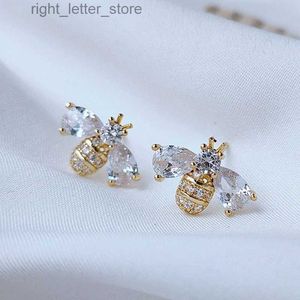 Temperamento del perno prisionero Cubic Zirconia Insecto Abeja Stud Pendientes para las mujeres Pendientes de cristal animales delicados Joyería Brincos al por mayor YQ231128