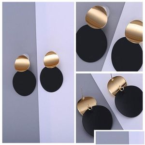 Stud Unique Black Earrings Trendy Gold Round Metal Declaración para mujer Joyería de moda Drop Delivery Dhgarden Dhljm