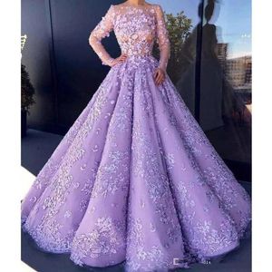 Superbe robe de robe de bal lavande quinceanera robes pour sweet 16 bal de bal porte masquadada sheer à manches longues à manches longues en plein air 3D appliques