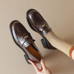 Style marron mocassins britannique noir femmes Med talon dame chaussures simples mode femmes Oxfords grande taille 35-42 105 s