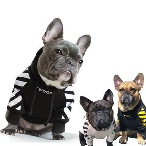 Sweat à capuche élégant pour chiens chauds de chiens de chien sublimation portant des pulls pour petits chiens moyens de veste bulldog jeste à linge avec un chapeau noir l a188