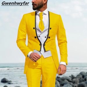 Trajes Gwenhwyfar Borde negro Ropa de escenario amarilla para modelo Presentador Actuación Mago Estilo italiano Frac de hombre Diseños de cuello levantado