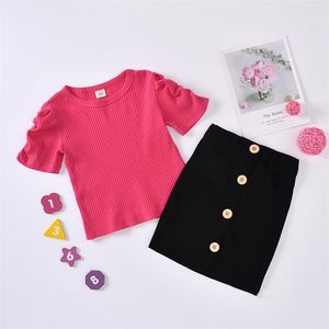 Été enfants ensembles décontracté à manches courtes rose solide T-shirt noir hanche jupe portefeuille mignon 2 pièces filles vêtements 1-6T 210629