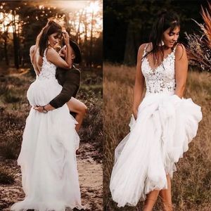 Été Pays Robe De Mariée Une Ligne Balayage Train Appliques Dentelle Bretelles Spaghetti Sexy Dos Nu Boho Plage Robes De Mariée Robes