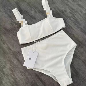 Diseñador de verano para mujer Bikinis Set Sexy Clear Strap Luxurys Traje de baño Moda Traje de baño Traje de baño Traje de baño Ropa de playa Ropa de playa para mujer Triomphe Bikini