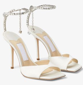 Marques de luxe d'été Saeda sandales chaussures cristal à lanières talons hauts robe de mariée de soirée dame gladiateur sandalias nude noir EU35-44