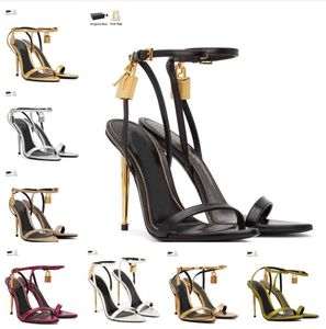 Été Luxe Tomsford Cadenas Sandales Chaussures Femmes Pointu Nu Métal Talons Aiguilles Robe De Soirée Dame Gladiateur Sandalias EU35-43 Boîte D'origine