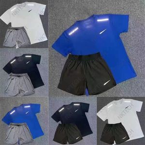 Verano Chándal para hombre Diseñador Deportes Pantalones cortos de manga corta Conjunto Ropa deportiva Tendencia Impreso Camisa de algodón Use con moda Moda Calle Tendencia Alfabeto