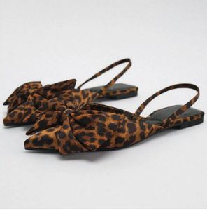 Sandalias de verano, zapatos planos con estampado de leopardo para mujer, sandalias informales, zapatos planos con lazo, zapatos cómodos antideslizantes, Sandalias planas de nuevo estilo para mujer