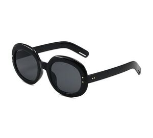 Verano Primavera Damas Ciclismo redondo Moda Gafas de sol Gafas de estilo clásico Mujeres y hombres Gafas de sol de playa Conducción Gafas blancas negras Gafas de 5 colores Marco grande