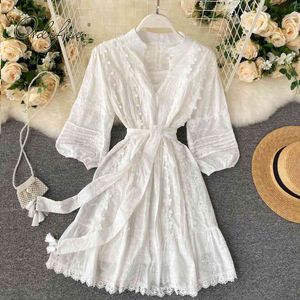 Verano mujeres blanco gasa mini encaje crochet bordado con cinturón elegante vestido de fiesta de túnica corta 210415