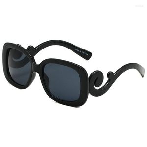 Lunettes de soleil 2023 Vintage carré femmes Minimal Baroque lunettes de soleil noir mode dégradé femme Oculos